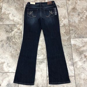 NEW MAURICES MIS RISE BOOTCUT SIZE 7/8